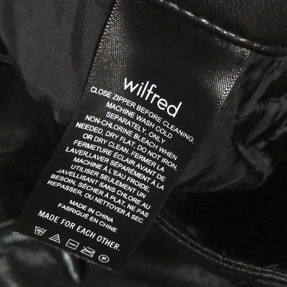 2. Aritzia Wilfred Vegan Leather Melina Pant in Black - Picture 12 of 14